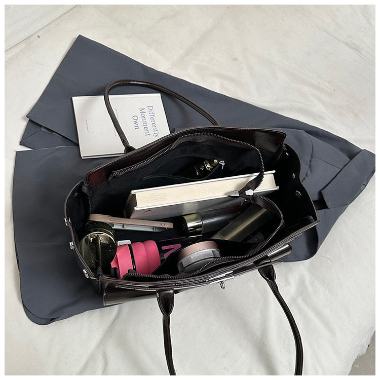 Vintage Leather Tote Bag – Elegant, Spacious & Office-Ready