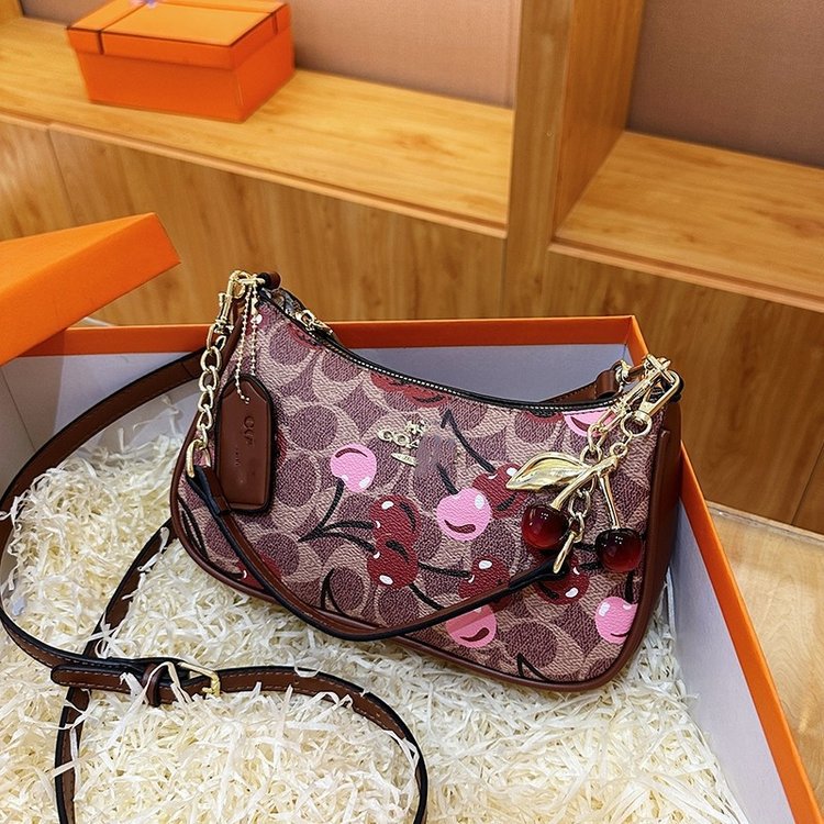 Playful Printed Shoulder Bags – Trendy & Colorful Designs