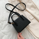 One shoulder retro handbag