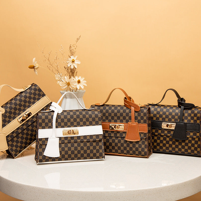 Sweet & Chic Mini Kelly Bag – Your Everyday Cute Sidekick!