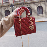 Classy & Chic Mini Chain Bag – Parisian Vibes for Every Day!