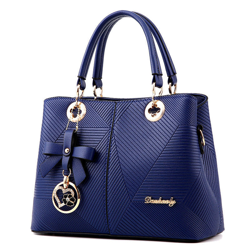 Retro fashion handbag