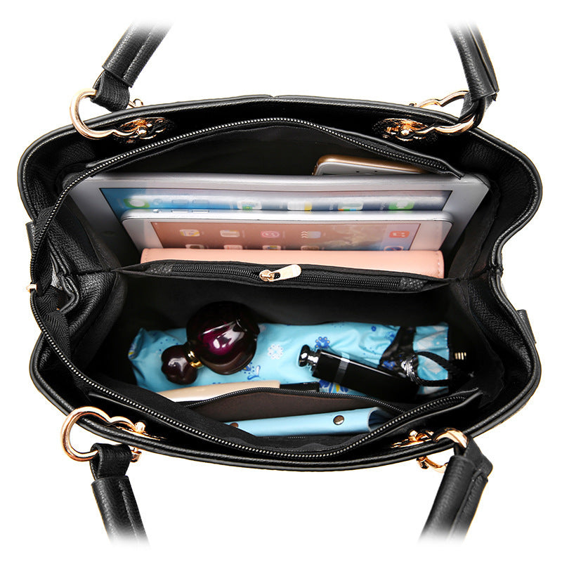 Retro fashion handbag