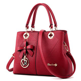 Retro fashion handbag