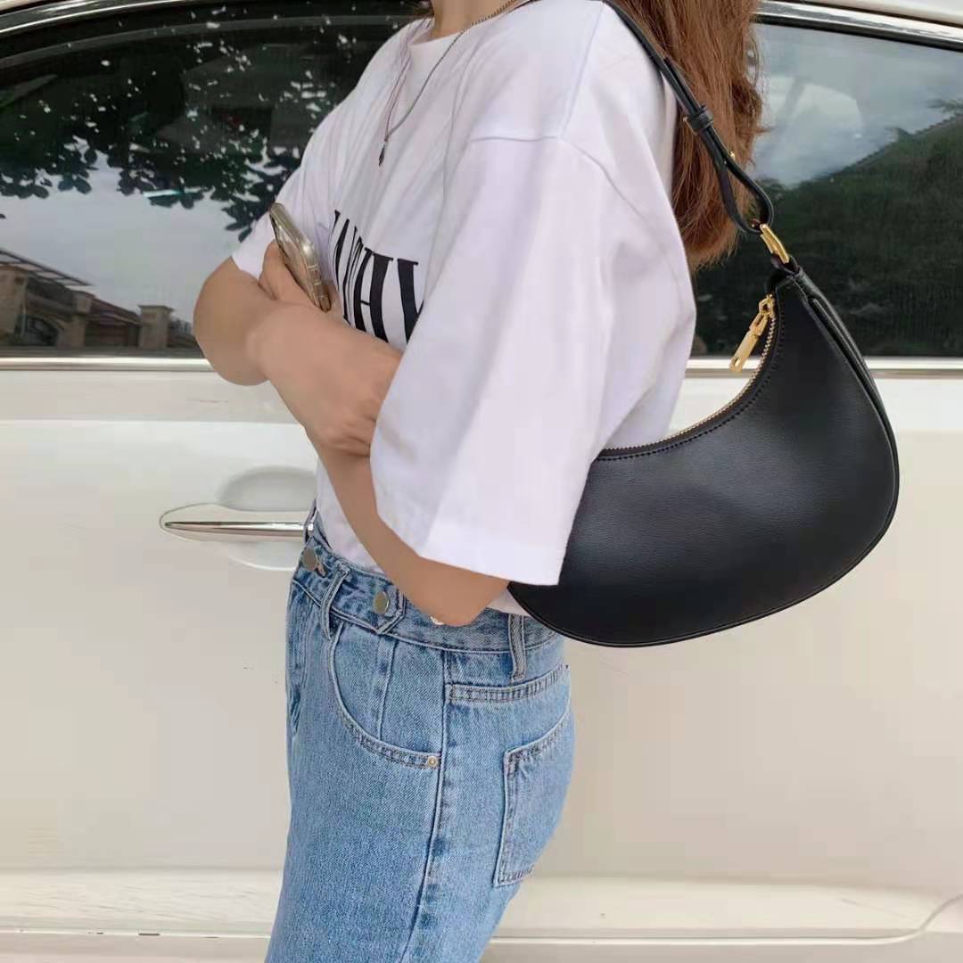 Trendy Shoulder Bag Popular Texture Crescent Moon
