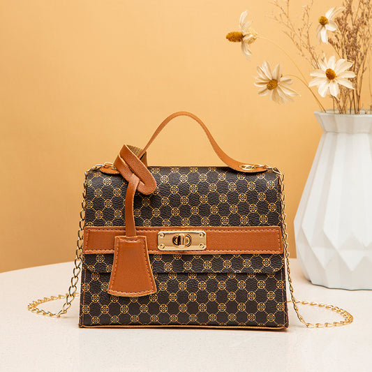 Sweet & Chic Mini Kelly Bag – Your Everyday Cute Sidekick!